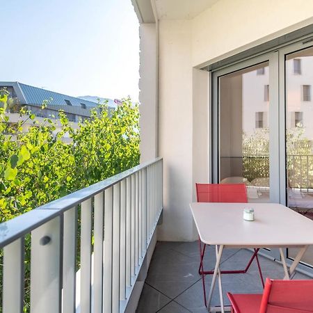 Charming Apartment With Balcony And Parking Near The Center Of อานซี ภายนอก รูปภาพ